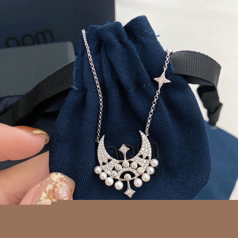 Apm Necklaces